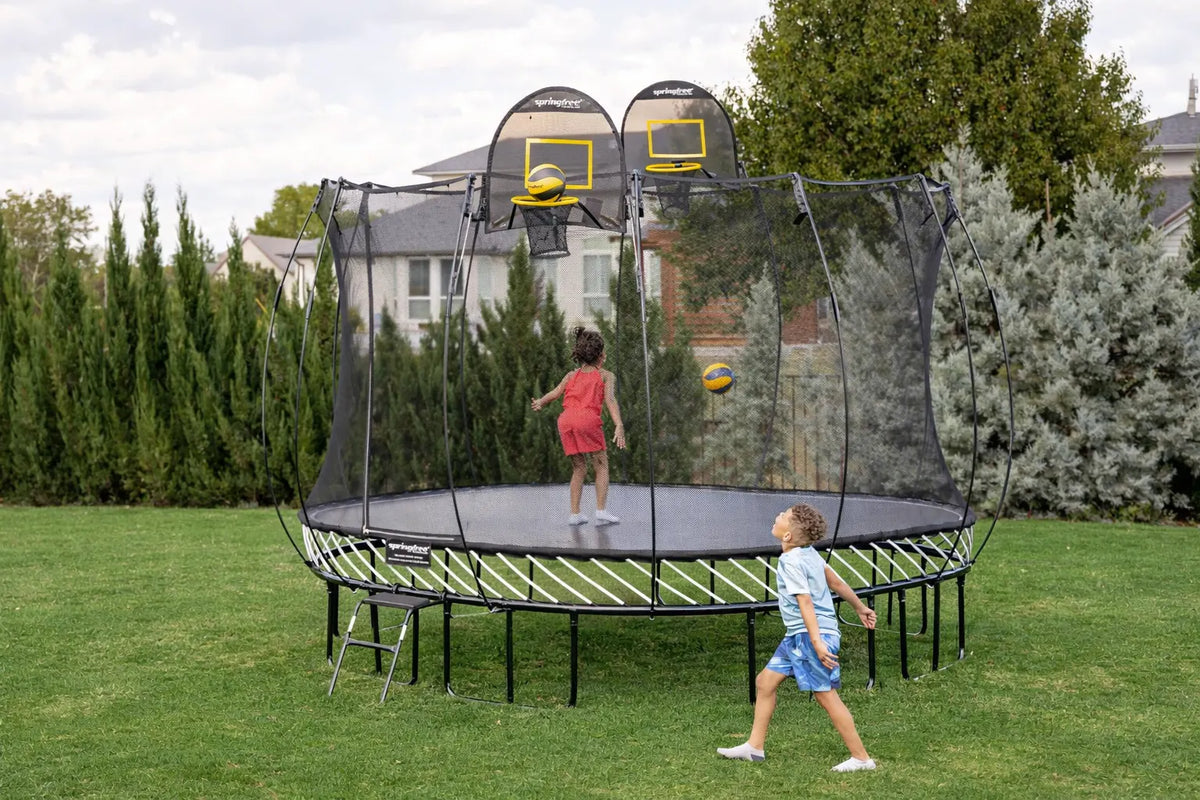 How to Choose a Trampoline for Your Family (6 Essential Factors)